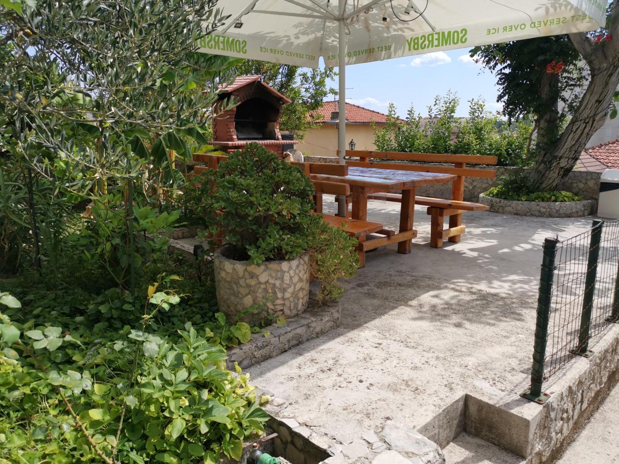 Apartmani Rudelj Makarska Exterior photo